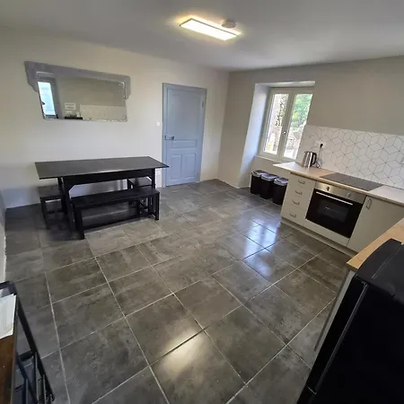 16 Chemin De Compostelle Hostel Senergues